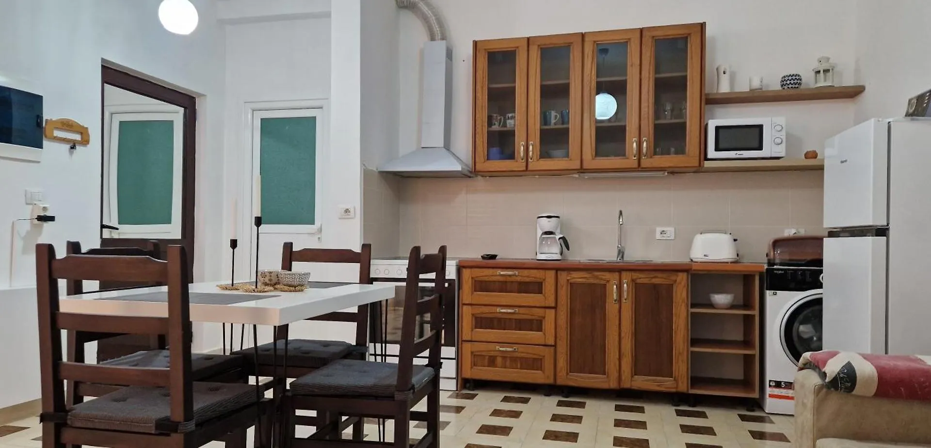Apartment Tinka In Saranda